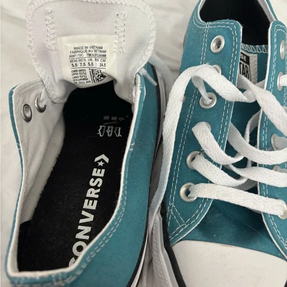 Converse Teal Low Top Canvas Sneakers with White Accents Womens 7.5 - Picture 2 of 2